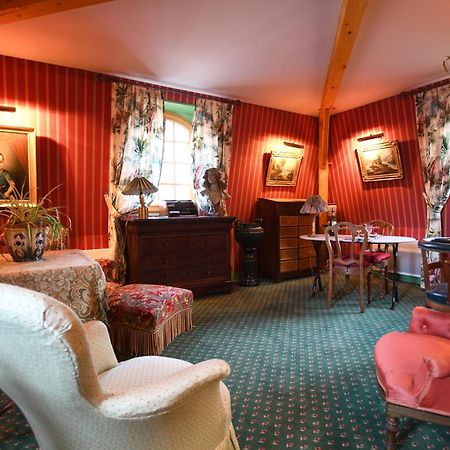 Le Val Clos, Appartement Dans Une Maison De Maitre 19E Tanlay Extérieur photo