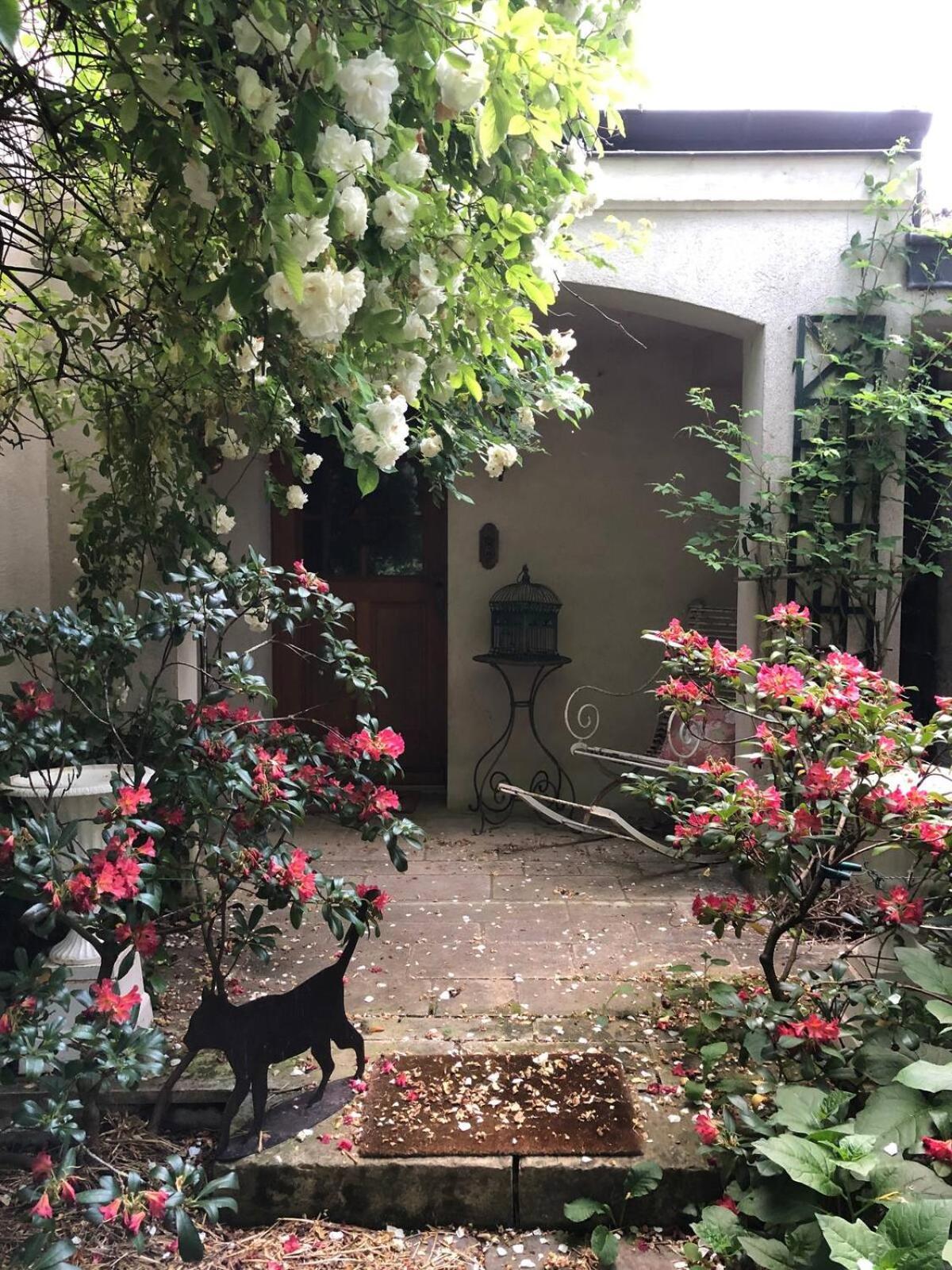 Le Val Clos, Appartement Dans Une Maison De Maitre 19E Tanlay Extérieur photo