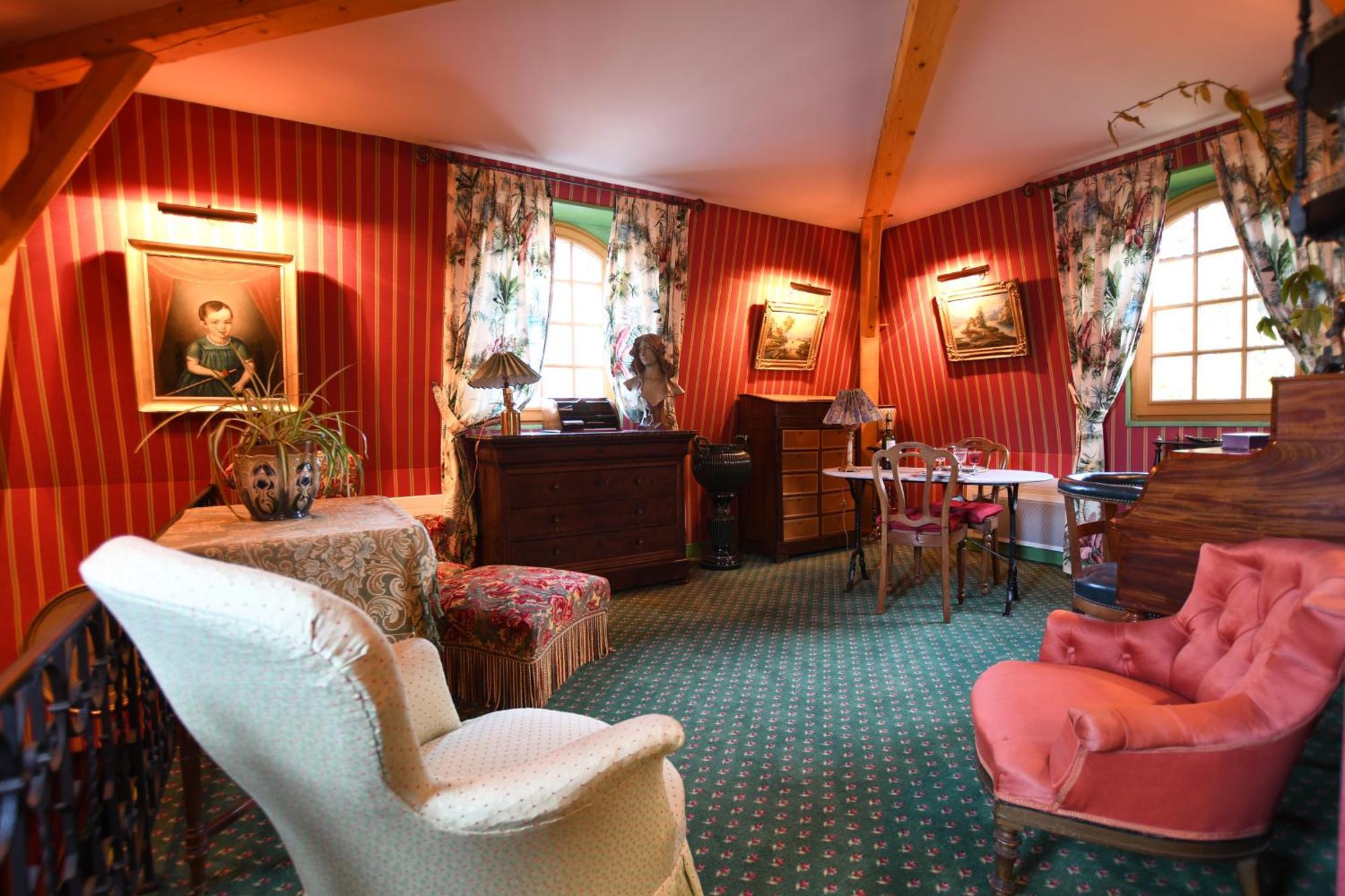 Le Val Clos, Appartement Dans Une Maison De Maitre 19E Tanlay Extérieur photo